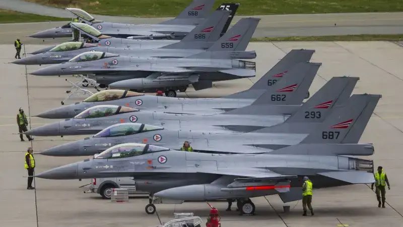 挪威加碼援助烏克蘭 14 架 F-16，北約也在積極討論部署飛彈的可能性。   圖：翻攝自Ｘ
