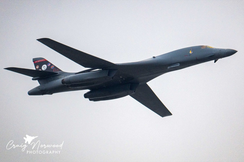 美軍B-1B 槍騎兵轟炸機。   圖：翻攝自@MilMonWorld