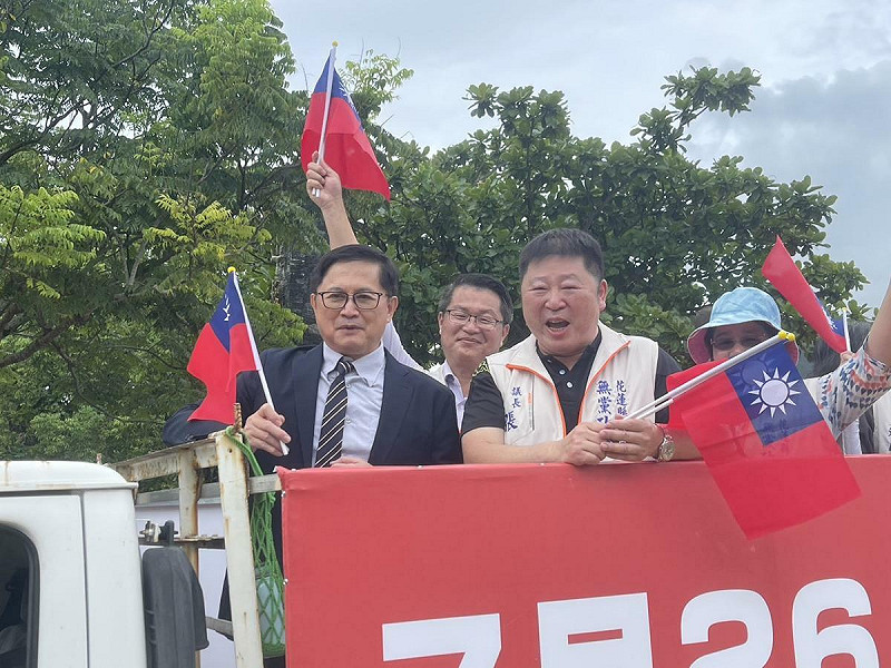 童子賢合體張峻罷免傅崐萁。   圖：讀者提供