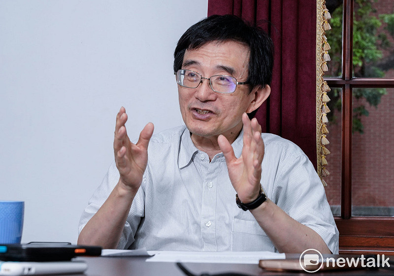 228事件基金會董事長薛化元在任內主動展開受難者追尋。 圖:張良一/攝 228事件基金會董事長薛化元在任內主動展開受難者追尋。 圖:張良一/攝