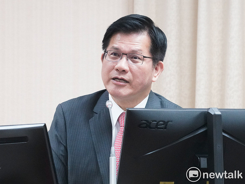 外交部長林佳龍在立法院外交及國防委員會備詢。   圖：張良一/攝