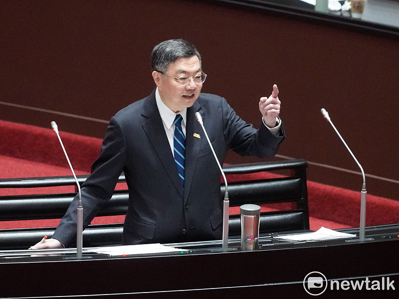 行政院長卓榮泰今（19）天上午就「全額撥付114年度對地方政府之一般性補助款及原住民族地區基本設施維持費等相關事宜」到立法院院會進行專案報告並備質詢。   圖：張良一/攝