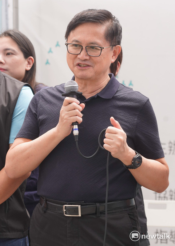 和碩聯合科技董事長童子賢今（19）天出席民眾黨舉辦的支持核三延役公投的特展。   圖：張良一/攝