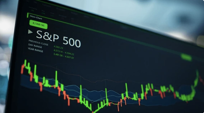 富邦投信繼「富邦 NASDAQ」（00662）後，再推出「富邦美國傘型基金」，子基金除富邦標普500 ETF外，同時增加追蹤 NASDAQ—100 及 S&P 500 指數的基金。   圖：Shutterstock