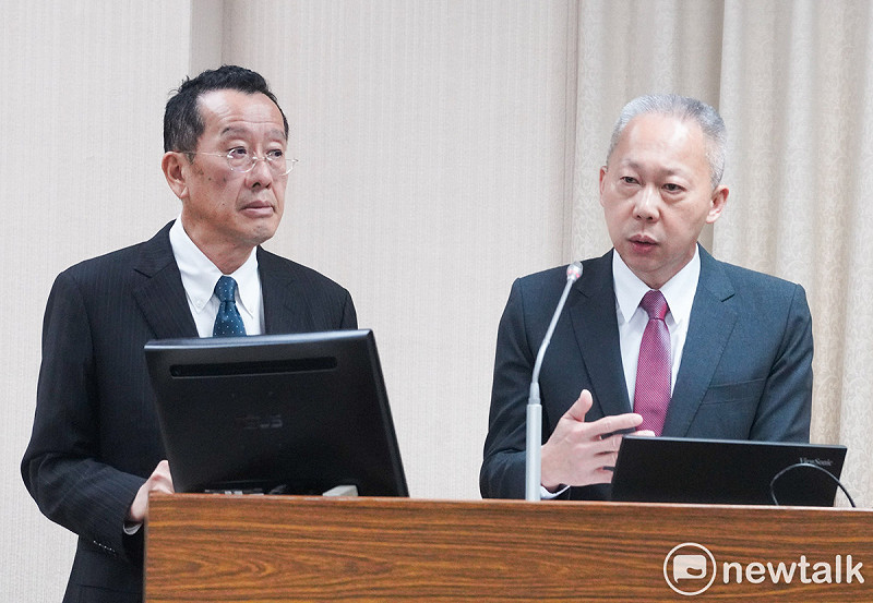 國防部長顧立雄、中科院院長李世強在立院外交及國防委員會備詢。   圖：張良一/攝