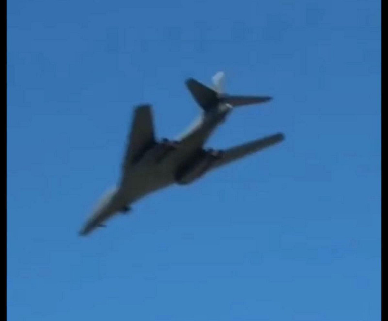 兩架美軍的 B-1 轟炸機在飛往委內瑞拉時侵犯了委內瑞拉的領空。 圖:翻攝自 X 帳號 @NSTRIKE   兩架美軍的 B-1 轟炸機在飛往委內瑞拉時侵犯了委內瑞拉的領空。 圖:翻攝自 X 帳號 @NSTRIKE