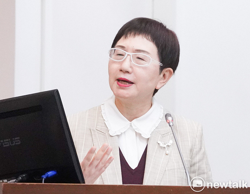 財政部長莊翠雲在立院財委會備詢。   圖：張良一/攝