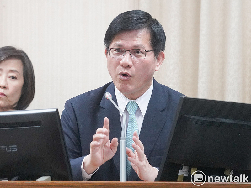 外交部長林佳龍在立院外交及國防委員會備詢。   圖：張良一/攝