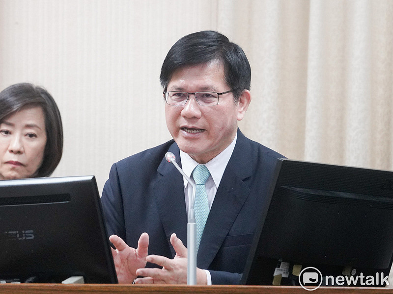 外交部長林佳龍在立院外交及國防委員會備詢。   圖：張良一/攝