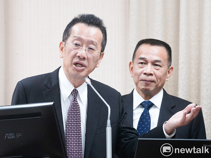 國防部長顧立雄在立院外交及國防委員會備詢。   圖：張良一/攝