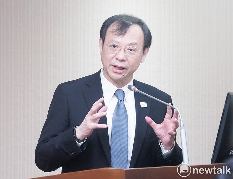 衛福部放寬醫美至11專科並改採認證制，強調由醫事司統籌標準確保品質。(圖為衛福部部長石崇良 資料照)   圖：張良一/攝