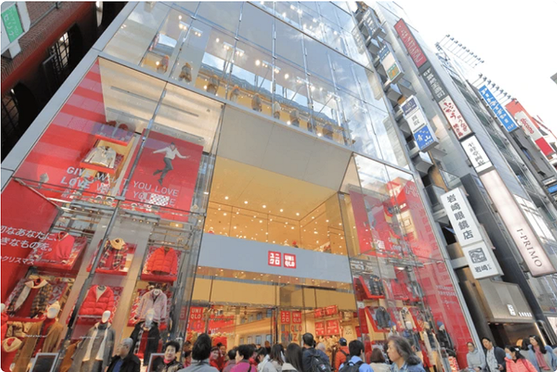 服飾品牌UNIQLO奪得日本觀光廳「入境消費趨勢調查」排行第一。 圖:shutterstock(示意圖) 服飾品牌UNIQLO奪得日本觀光廳「入境消費趨勢調查」排行第一。 圖:shutterstock(示意圖)