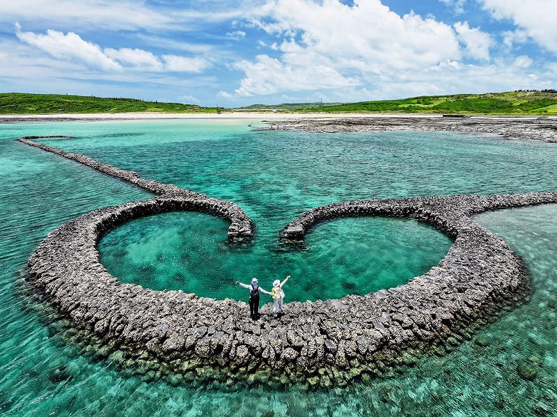 利用普發現金，搭配華信航空推出的「萬元放大術」，民眾可輕鬆規劃花東與離島小旅行。   圖：華信航空／提供