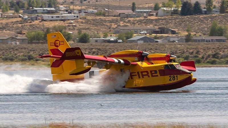 CL-415 Super Scooper。&nbsp;&nbsp;&nbsp;圖：翻攝自@TheLastMohicans