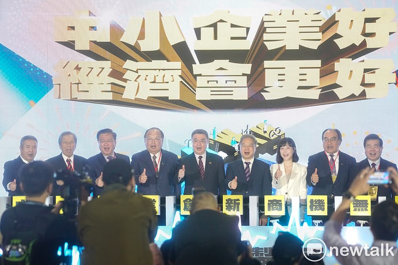 行政院長卓榮泰今（6）日出席「中小微企業多元振興發展計畫成果發表會」開幕典禮。&nbsp;&nbsp;&nbsp;圖：張良一/攝