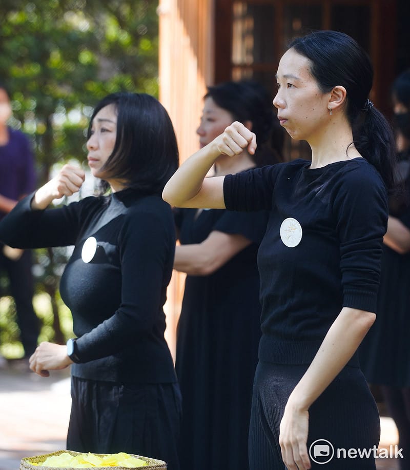 鄭南榕基金會等團體在蔡瑞月舞蹈研究社舉辦「228‧0 記憶相依，抵抗侵奪 — 228 七十九周年紀念行動」行前記者會。&nbsp;&nbsp;&nbsp;圖：張良一/攝