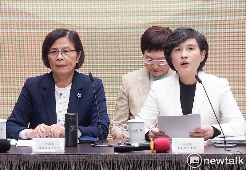 行政院副院長鄭麗君率政委楊珍妮等相關部會首長舉行「關稅最新情勢說明記者會」。&nbsp;&nbsp;&nbsp;圖：張良一/攝