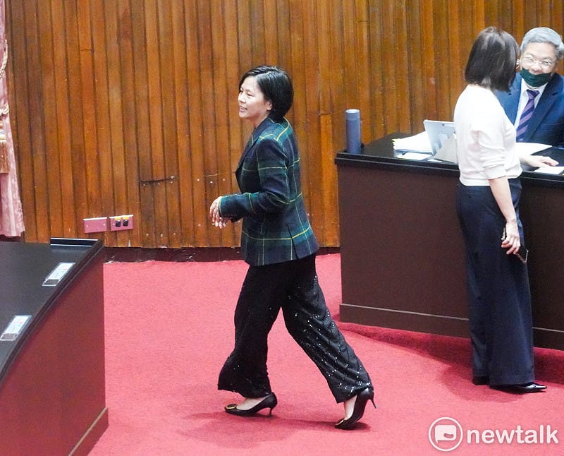 立法院24日開議，目前仍具有中國籍身份的民眾黨立委李貞秀現身議場。&nbsp;&nbsp;&nbsp;圖：張良一/攝