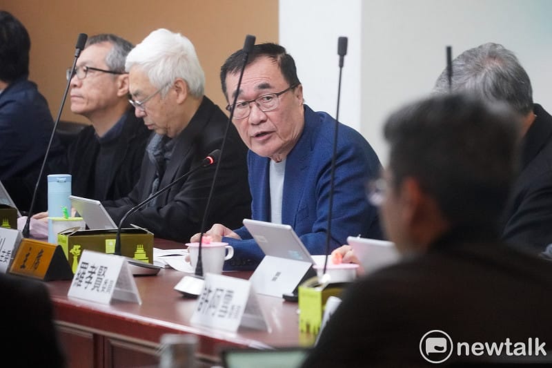 即將卸任的台北市副市長李四川今主持最後一次都市計畫委員會，進行社子島地區細部計畫案簡報。&nbsp;&nbsp;&nbsp;圖：張良一/攝