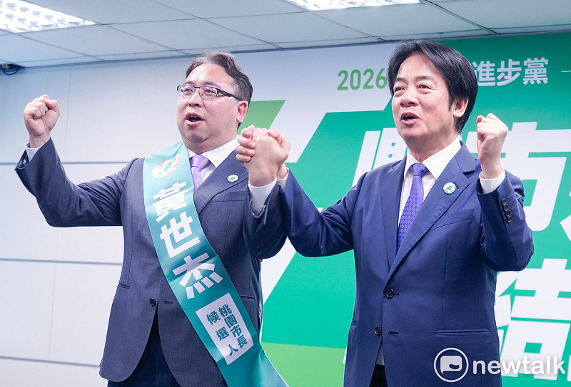  民進黨主席賴清德舉行記者會，宣布提名黃世杰代表民進黨角逐桃園市長。 圖：張良一/攝 