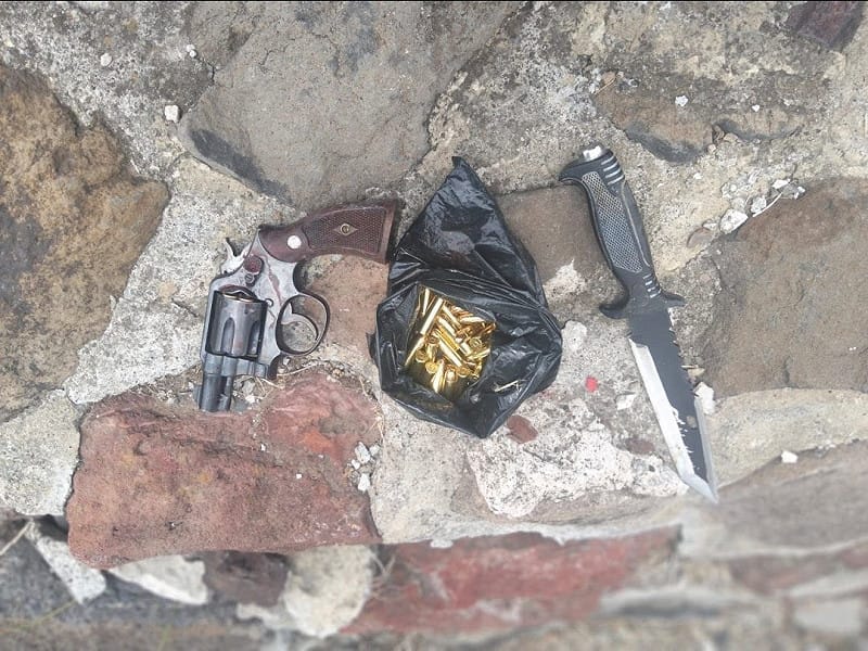  槍手在腿部被射擊後，選擇自我了結。 圖：翻攝自@kkytas 