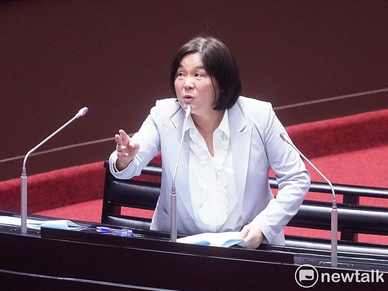 國民黨立委陳玉珍提出離島建設條例8日逕付二讀，條文增訂離島電網可跟中國併聯，中國人經離島縣政府同意，便可以購置不動產物權。&nbsp;&nbsp;&nbsp;圖：張良一/攝（資料照）