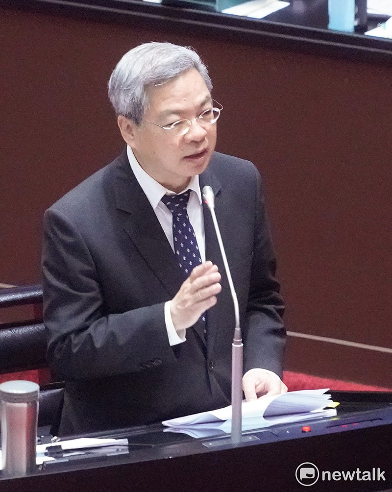 經濟部長龔明鑫表示，瑞幸咖啡若以代理商的模式來台，恐有規避中資審查的疑慮。&nbsp;&nbsp;&nbsp;圖：張良一/攝（資料照）