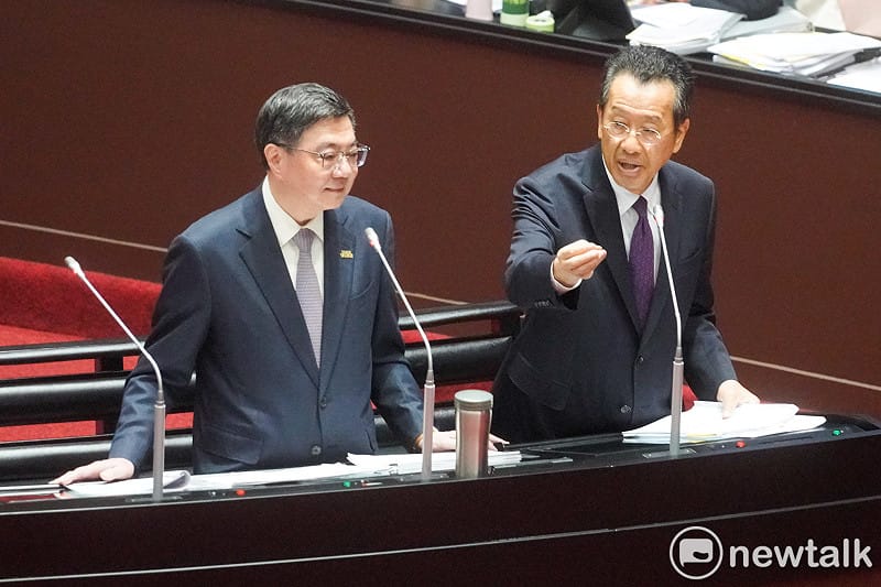 行政院長卓榮泰率國防部長顧立雄等閣員到立法院院會，就國防特別預算案進行專案報告並備質詢。&nbsp;&nbsp;&nbsp;圖：張良一/攝