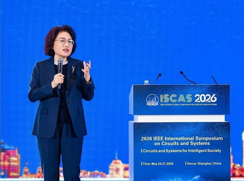 2026年5月25日,ISCAS大會宣布:華為麒麟2026首發邏輯折疊,並提出「韜定律」,開闢晶片新路徑 圖:翻攝自 X @CharlesZhou1979 2026年5月25日,ISCAS大會宣布:華為麒麟2026首發邏輯折疊,並提出「韜定律」,開闢晶片新路徑 圖:翻攝自 X @CharlesZhou1979