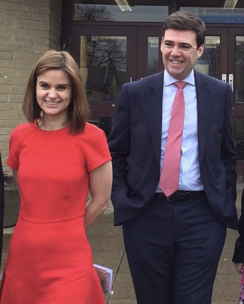 工黨新科議員伯納姆有機會挑戰現任首相施凱爾,英國可能再次出現短命首相。 圖:翻攝自 X @AndyBurnhamGM 工黨新科議員伯納姆有機會挑戰現任首相施凱爾,英國可能再次出現短命首相。 圖:翻攝自 X @AndyBurnhamGM