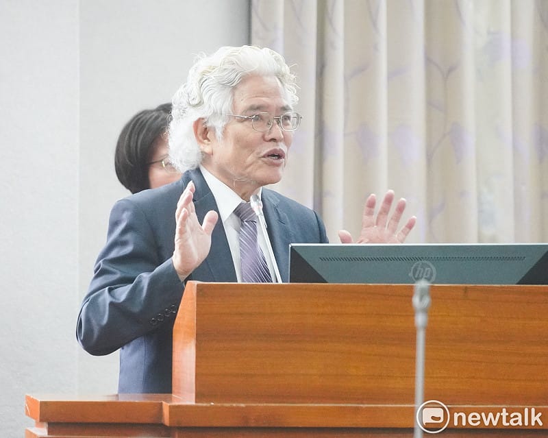 考試院銓敘部長施能傑在立院司法及法制委員會備詢。&nbsp;&nbsp;&nbsp;圖：張良一/攝