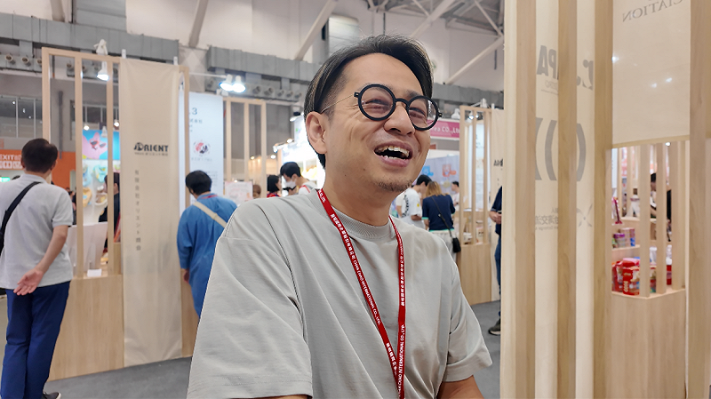 高山博希望讓還沒有出口過台灣的日本中小企業,踏出海外市場第一步。 圖:王克殷/攝影 高山博希望讓還沒有出口過台灣的日本中小企業,踏出海外市場第一步。 圖:王克殷/攝影