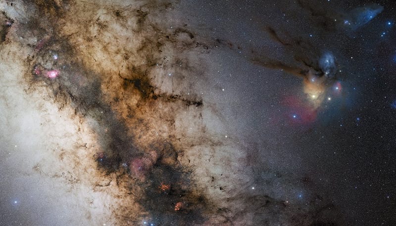 星際氣體塵埃雲中發現糖分子。在《自然·天文學》雜誌上的一項研究表明,一種名為赤藻醣酮糖的四碳糖在銀河系中心附近的一個巨型分子雲中被探測到。 圖:翻攝自 X @kisadalgamedya 星際氣體塵埃雲中發現糖分子。在《自然·天文學》雜誌上的一項研究表明,一種名為赤藻醣酮糖的四碳糖在銀河系中心附近的一個巨型分子雲中被探測到。 圖:翻攝自 X @kisadalgamedya