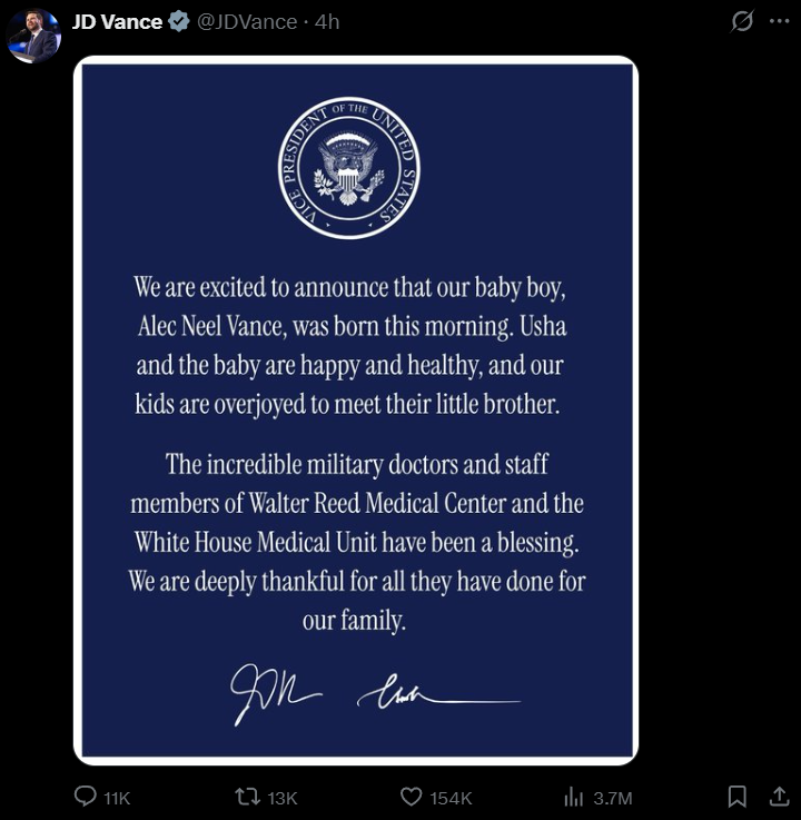 范斯缺席決賽的原因隨後揭曉。根據《AP》報導,范斯與妻子烏沙於週日早晨喜迎兩人的第四個孩子,是一名健康男嬰,取名為亞歷克 圖:源自@JDVance X 貼文 范斯缺席決賽的原因隨後揭曉。根據《AP》報導,范斯與妻子烏沙於週日早晨喜迎兩人的第四個孩子,是一名健康男嬰,取名為亞歷克 圖:源自@JDVance X 貼文