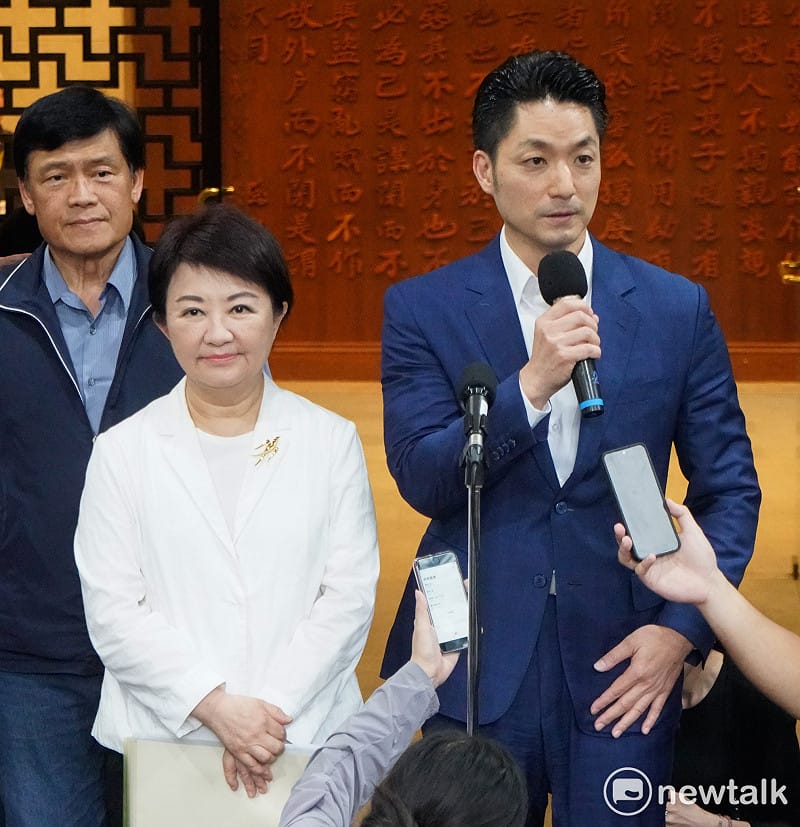台北市長蔣萬安、台中市長盧秀燕赴行政院出席「食品安全衛生管理法」部分條文修正草案審查會，並在會前受訪。&nbsp;&nbsp;&nbsp;圖：張良一/攝