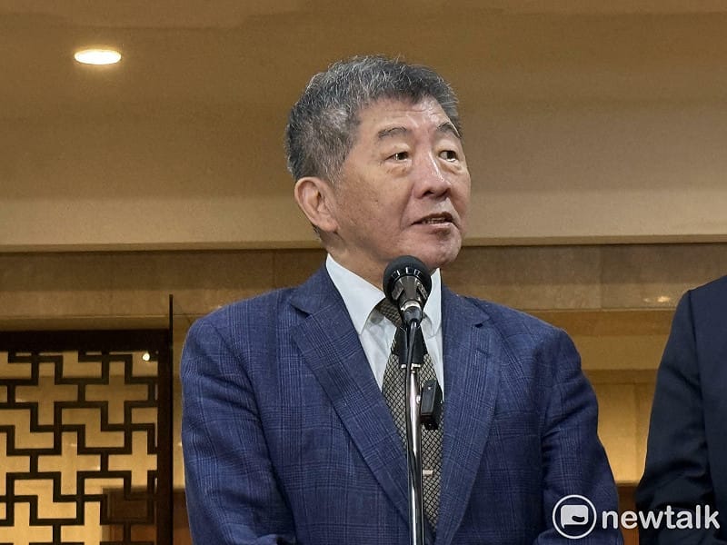 行政院政委陳時中（圖）轉述行政院長卓榮泰的提醒，希望行政團隊持續整合法條內容，期盼加速完成修法，透過制度改革完善食品安全管理機制，回應社會期待。&nbsp;&nbsp;&nbsp;圖：周煊惠 / 攝