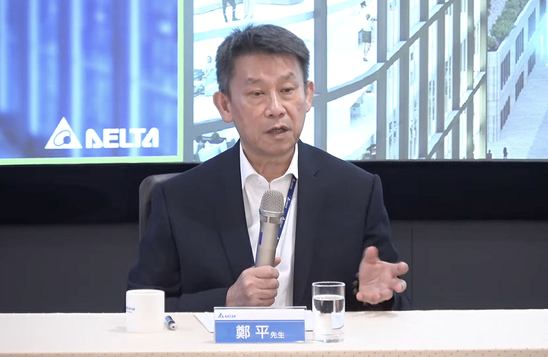 台達電（2308）董事長鄭平今（30）日表示，目前市場仍以 400V 產品需求較大，400V、800V 產品已於第三季開始量產，但在第四季出貨量依舊有限，真正明顯放量「可能最快要到明年」&nbsp;&nbsp;&nbsp;圖：台達電法說直播畫面