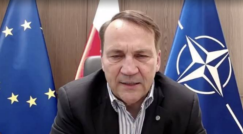  波蘭外交部長西科爾斯基（Radoslaw Sikorski）的訪談指出，若沒有與中國的雙邊貿易，俄羅斯不僅無法維持這場戰爭，甚至難以維持國家機器的運作。 圖：翻攝自 X @Inty 