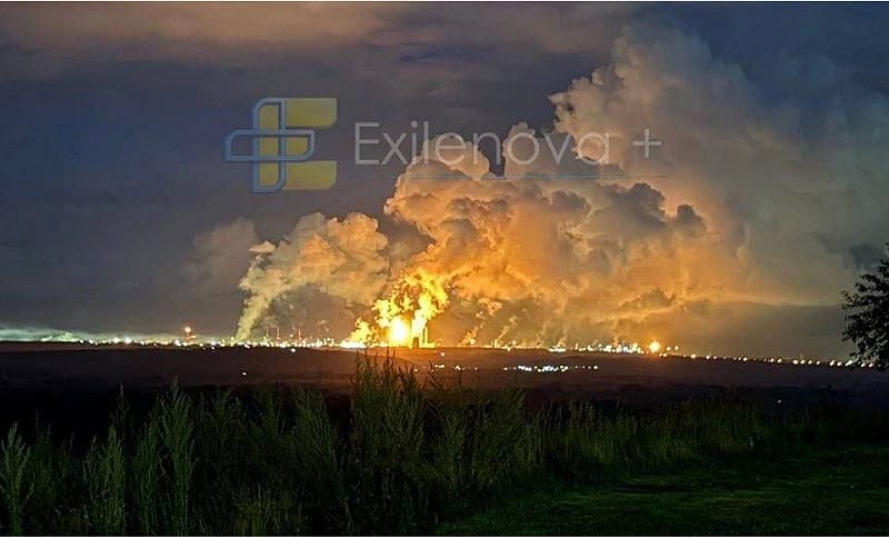 俄羅斯下卡姆斯克（ Nizhnekamsk ）工業區今晚傳出連環爆炸並引發大火。圖：翻攝自＠Osinttechnica