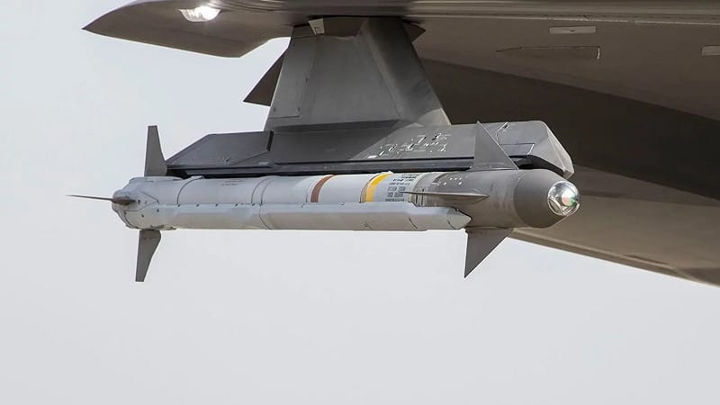  首批訂購的 AIM-9X 響尾蛇飛彈已經全數到位。 圖：翻攝自@front_ukrainian 