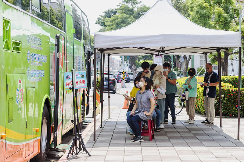 行動醫療車有助縮短城鄉差距。