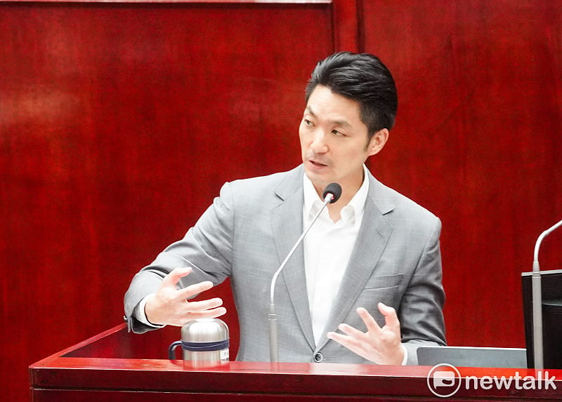 台北市長蔣萬安在台北市議會總質詢備詢。&nbsp;&nbsp;&nbsp;圖：張良一 / 攝