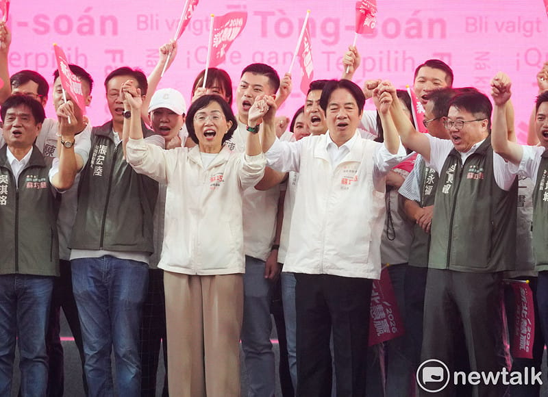 民進黨新北市長參選人蘇巧慧今在板橋舉辦競選總部成立大會，總統賴清德、前總統蔡英文現身為蘇巧慧站台拉抬聲勢，場面熱烈。&nbsp;&nbsp;&nbsp;圖：張良一/攝