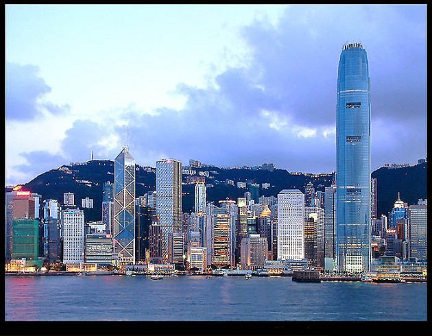 香港和北京分別為全球最貴辦公樓的第1和第10，一億美元只能買到約485坪香港A級辦公樓。   圖 : 翻攝自DCFever.com