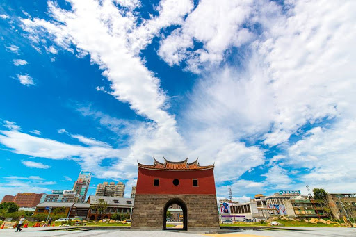 國定一級古蹟「台北府城」也就是北門、東門、西門、南門、小南門共五個城門，圍繞著總統府，分布在台北市內。   圖：台北市政府/提供