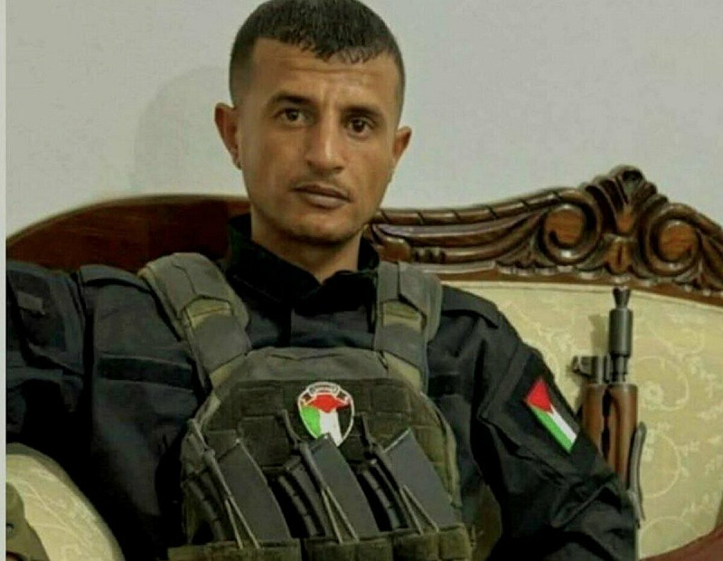 人民力量民兵領導者亞西爾.阿布.沙巴布(Yasser Abu Shabab)曾是毒販和走私客,加薩戰爭後開始反對哈瑪斯。圖:翻攝自 X《SEYFULLAH》 人民力量民兵領導者亞西爾.阿布.沙巴布(Yasser Abu Shabab)曾是毒販和走私客,加薩戰爭後開始反對哈瑪斯。圖:翻攝自 X《SEYFULLAH》