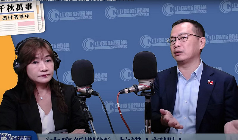 國民黨主席候選人羅智強接受《千秋萬事》節目主持人王淺秋專訪。   圖：擷取自中廣《千秋萬事》頻道