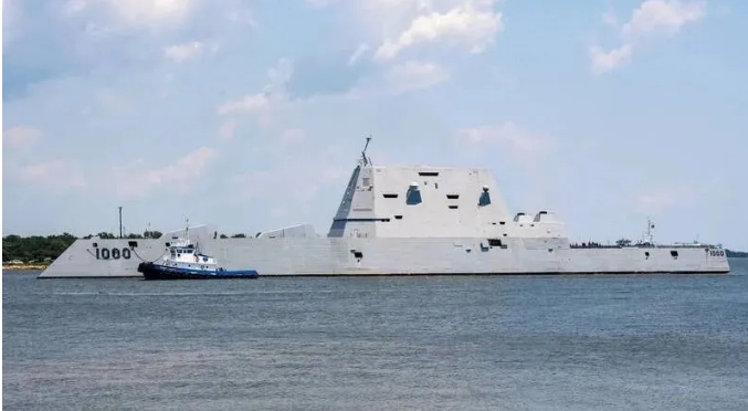 美軍「朱姆沃爾特」級驅逐艦。   圖 : 翻攝自樞密院十號