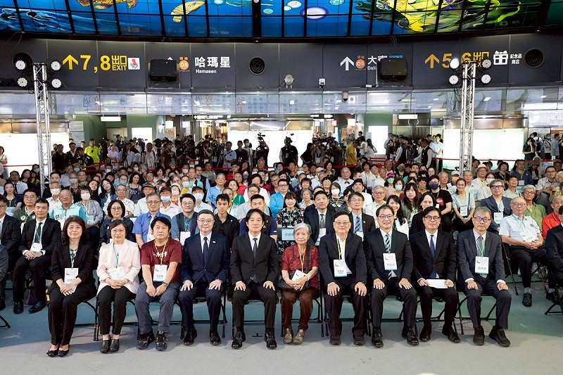平復國家不法暨頒發名譽回復證書典禮移師高雄捷運美麗島站舉行,具有特殊意義。 圖:高雄市政府/提供