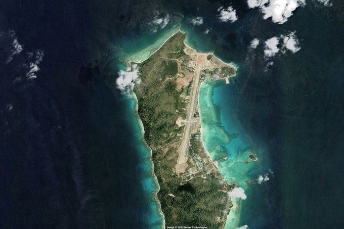 大科科島上出現疑似與軍事相關的設施，印度質疑緬甸開放中國在大科科島駐軍，方便中國近距離觀察印度的核潛艇部署、導彈試射等軍事行動。   圖：翻攝自 @thegeo_sync X 帳號